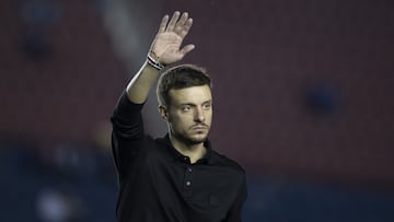 Martin Anselmi head coach of Cruz Azul during the 17th round match between Cruz Azul and Tigres UANL as part of the Liga BBVA MX, Torneo Apertura 2024 at Ciudad de los Deportes Stadium on November 09, 2024 in Mexico City, Mexico.