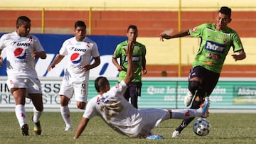 Alianza, l&iacute;der de la Primera Divisi&oacute;n de El Salvador, se enfrenta a Santa Tecla en una rivalidad que ha ido creciendo a pasos agigantados en los &uacute;ltimos a&ntilde;os.