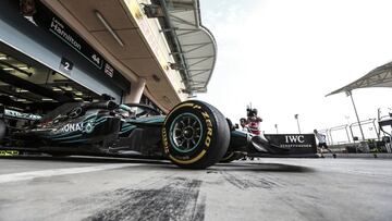 Motorsports: FIA Formula One World Championship 2018, Grand Prix of Bahrain,#44 Lewis Hamilton (GBR, Mercedes AMG Petronas F1 Team), *** Local Caption *** .