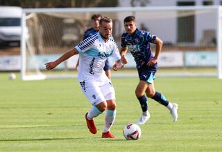 Muchos golpes y poco fútbol en el debut de Ontiveros