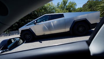 En medio de una caída en el precio de las acciones, Tesla tomó la decisión de retirar casi todas las Cybertruck en Estados Unidos.