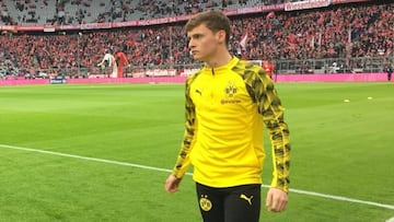 Sergio Gómez, en una imagen de archivo con el Dortmund.