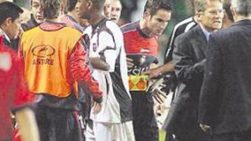 <b>MULTADOS. </b>Elía y Nacho Ambriz han sido duramente sancionados tras la tángana del partido de Copa de la UEFA frente al Rennais.