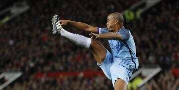 Football Soccer Britain - Manchester United v Manchester City - EFL Cup Fourth Round - Old Trafford - 26/10/16  Manchester City's Vincent Kompany in action