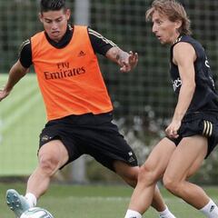 Lo más destacado de James en los entrenamientos: Magia y gol