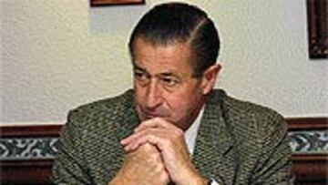 <b>PRESIDENTE</b>. Manuel Vega-Arango asume el mando del Sporting.