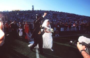 Oivind Ekeland y Rosangela de Souza, tras casarse antes del Noruega-Brasil del Mundial 98.
