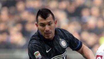 Gary Medel jug&oacute; todo el partido en la victoria del Inter