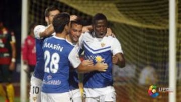 Alegría del Almería ante el Phuket FC.