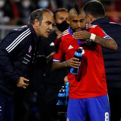 Las decisiones para el futuro de la Roja: Lasarte, DT y elecciones