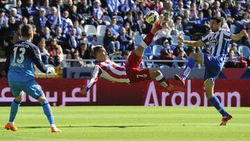 Griezmann marca de chilena en Riazor.