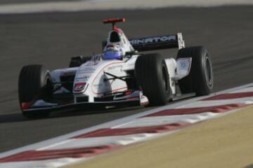 En 2003 y 2004 participó en la Fórmula 3 Euroseries. Después de eso, pasó a la GP2, categoría que ganó en 2005.