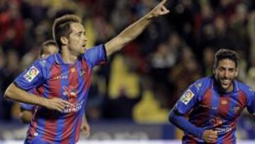 M&iacute;chel, con un gol y dos asistencias, fue el protagonista de la remontada del Levante.