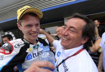 Esteve Rabat y Sito Pons contentos por la pole en Moto2.