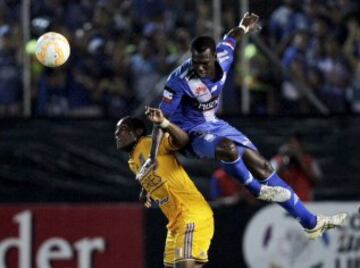 Emelec ganó con gol de Bolaños.