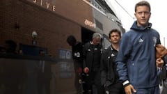 Mourinho gets off to a winning start in Wigan: best photos