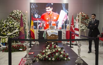 Capilla ardiente de José Antonio Reyes en el estadio Sánchez Pizjuán.