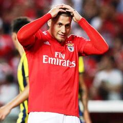 El difícil semestre de Castillo: sigue sin despegar en Europa