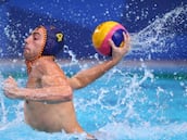 España bate a Montenegro y acaba líder e invicta de grupo