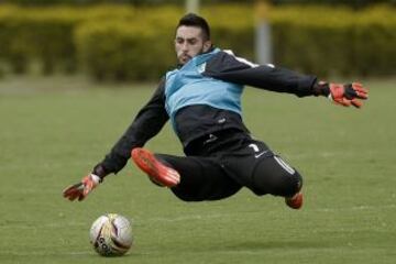 El equipo de Juan Carlos Osorio entrena con los mejores jugadores previo a sus dos compromisos definitivos que tendrá en el torneo doméstico y en la Copa Libertadores.