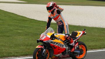 PHILLIP ISLAND, AUSTRALIA - OCTOBER 27: Marc Marquez of Spain and rider of the #93 Repsol Honda Team Honda celebrates after he won the 2019 MotoGP of Australia at Phillip Island Grand Prix Circuit on October 27, 2019 in Phillip Island, Australia. (Photo by Robert Cianflone/Getty Images)