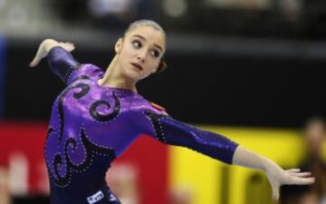 Es una gimnasta que forma parte del equipo nacional ruso. Medallista olímpica ganadora de oro en Londres 2012.