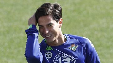 Diego Lainez.