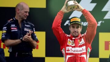 Fernando Alonso eligió Ferrari y no Red Bull, para lamento de Adrian Newey.