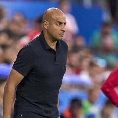 El Levante hace oficial el fichaje de Nafti para su banquillo