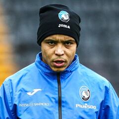 Gasperini exalta a Luis Muriel por jugar con una molestia