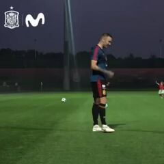 Las tiernas imágenes de Iago Aspas jugando con su hijo