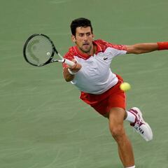 Djokovic vence a un combativo Chardy y pasa a octavos