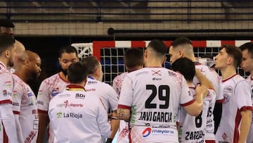 Estas vez los tiempos muertos del Ciudad de Logroño fueron relajados.