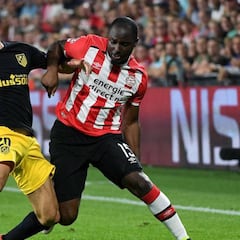 Juanfran, el rojiblanco con más partidos en Champions