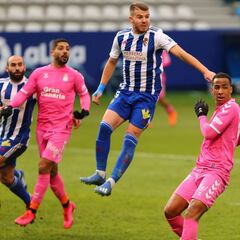Ponferradina y Las Palmas se estrellan contra los postes