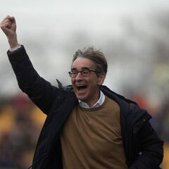 Fernando Vázquez acerca al Deportivo a la frontera