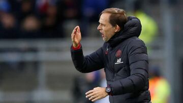 Soccer Football - Ligue 1 - Amiens v Paris St Germain - Stade de la Licorne, Amiens, France - February 15, 2020 Paris St Germain coach Thomas Tuchel reacts REUTERS/Pascal Rossignol