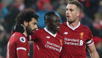 Soccer Football - Premier League - Liverpool vs Newcastle United - Anfield, Liverpool, Britain - March 3, 2018   Liverpool&#039;s Sadio Mane celebrates scoring their second goal with Mohamed Salah (L) and Jordan Henderson (R)                 REUTERS/Scott