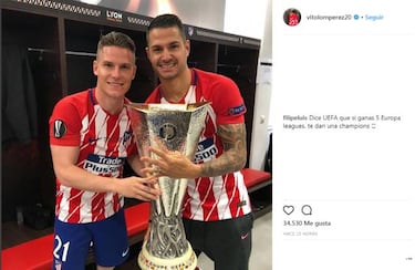 Vitolo presume de sus cuatro títulos y Filipe Luis le vacila
