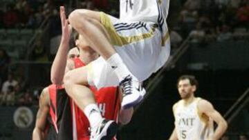 Velickovic: "Mi entrenador en el Partizan me dijo que aprendiera de Garbajosa"