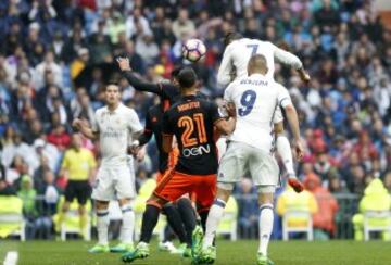 Cristiano Ronaldo marcó el 1-0 de cabeza.