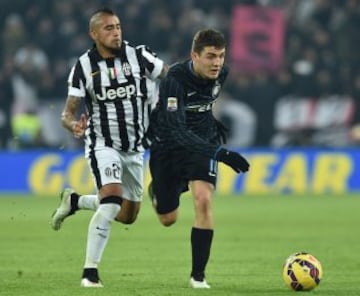 Arturo Vidal aportó con una asistencia en empate de Juventus ante Inter y fue reemplazado en la segunda etapa. 