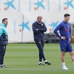 El Clásico de Copa se le complica a Xavi