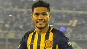 Teófilo Gutiérrez celebra un gol con Rosario Central.