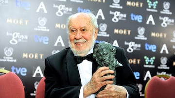 MADRID, SPAIN - FEBRUARY 09: Jaime de Arminan receives the Honorific Goya award during the 2014 edition of the 'Goya Cinema Awards' ceremony at Centro de Congresos Principe Felipe on February 9, 2014 in Madrid, Spain. (Photo by Juan Naharro Gimenez/WireImage)