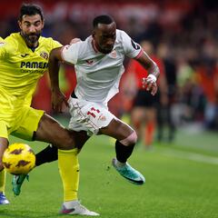 Lukebakio pide paso en el once