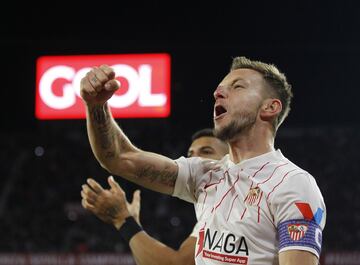 Rakitic anot¨® el 1-0 en el minuto 6.
