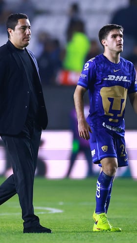 Soccer Football - Liga MX - Play In - Pachuca v Pumas UNAM - Estadio Hidalgo, Pachuca, Mexico - November 20, 2025 Pumas UNAM coach Efrain Juarez after the match REUTERS/Eloisa Sanchez