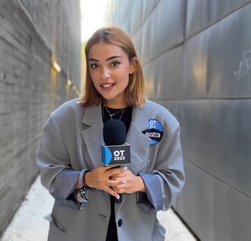 Violeta es una joven granadina de 22 años que viene desde Motril, y que ha estudiado Comunicación, Periodismo, Publicidad y Audiovisuales. No es la primera vez que prueba suerte en el casting de 'OT', pues ya buscó hueco en 2020, donde acabó como una de las finalistas. Ahora, sin embargo, ha podido hacerse un hueco.