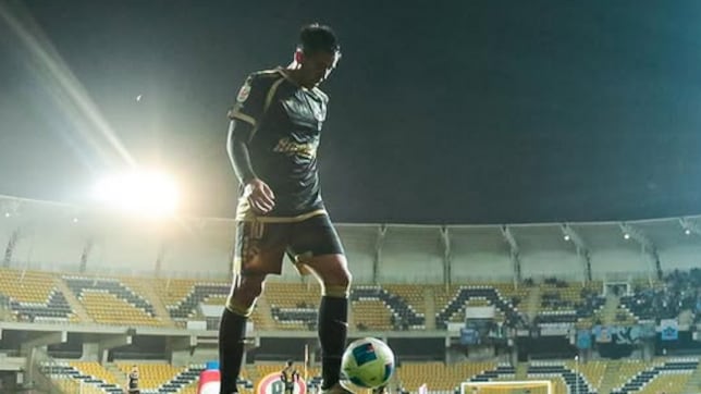 Colo Colo irrumpe en el mercado de la UC: ya hay oferta formal